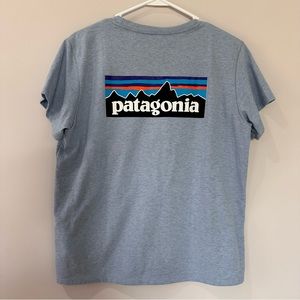 Patagonia Women's P-6 Logo Responsibili-Tee Short Sleeve Shirt Blue Size L